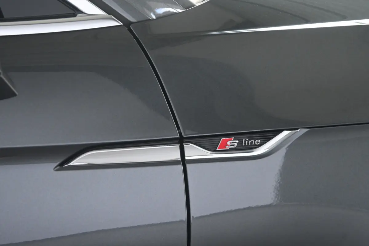 40 TFSI Automaat Sport S-line Edition Clima Navigatie LED Cruise Control Rijklaaprijs! Inruil Mogelijk!