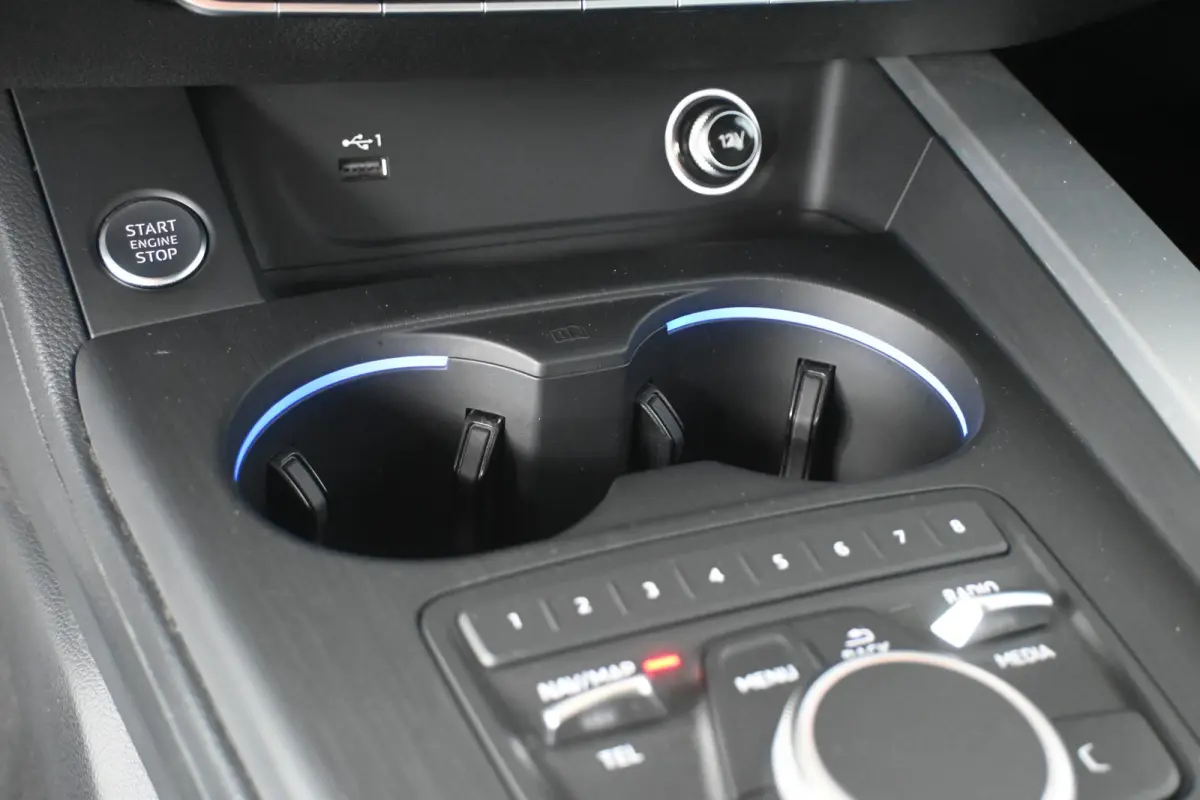 40 TFSI Automaat Sport S-line Edition Clima Navigatie LED Cruise Control Rijklaaprijs! Inruil Mogelijk!