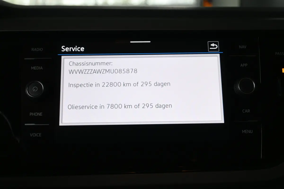 1.0 TSI R-Line Edition Airco Carplay Cruise Control Rijklaarprijs! Inruil Mogelijk!
