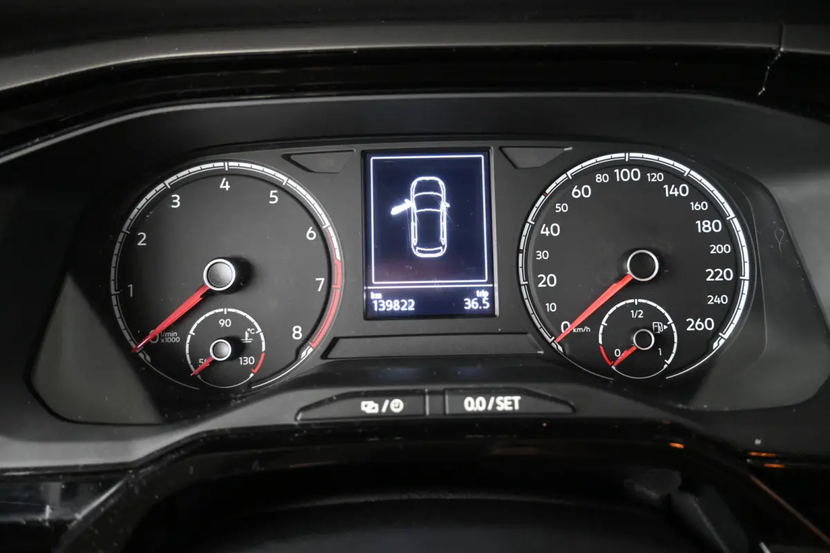 1.0 TSI R-Line Edition Airco Carplay Cruise Control Rijklaarprijs! Inruil Mogelijk!