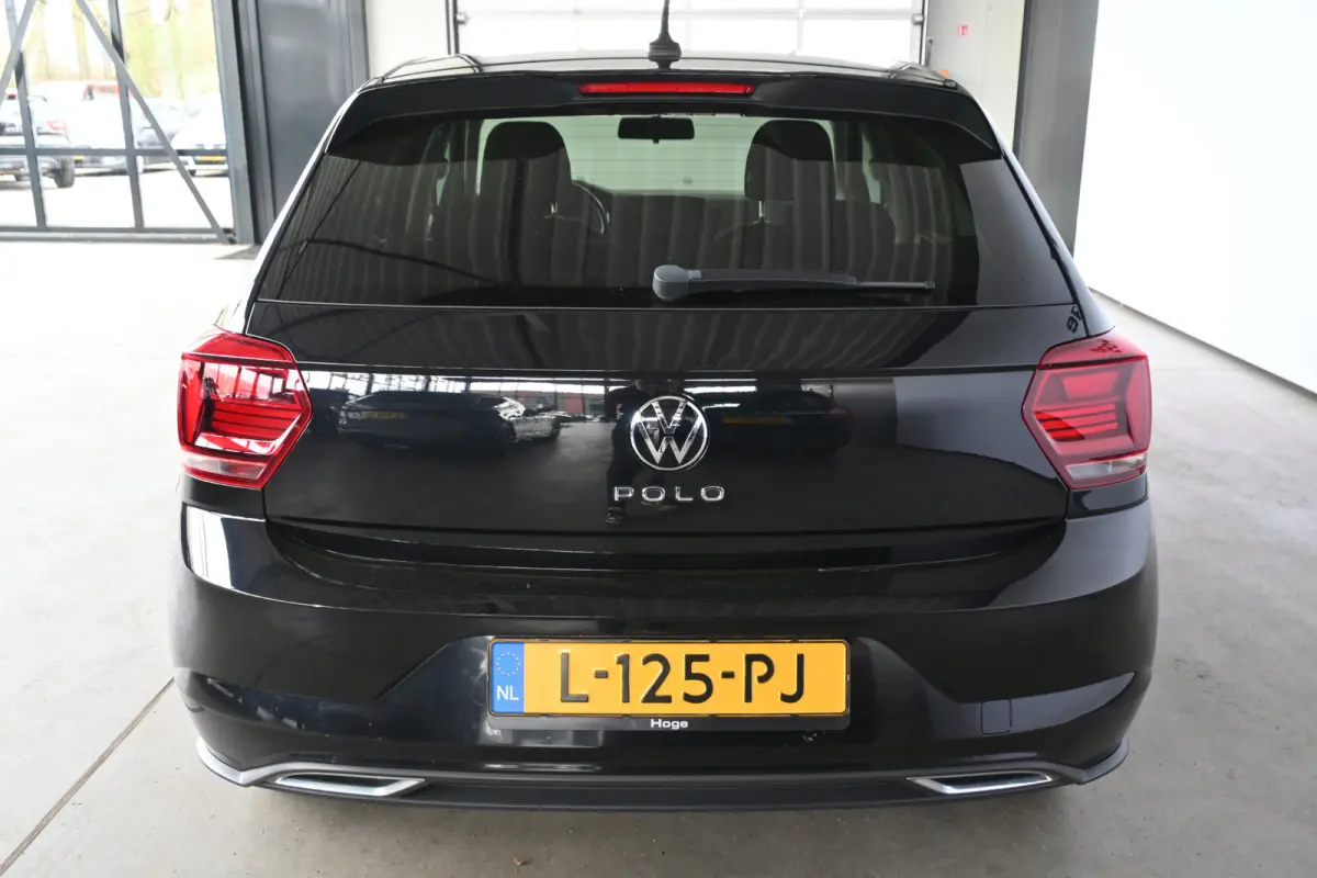 1.0 TSI R-Line Edition Airco Carplay Cruise Control Rijklaarprijs! Inruil Mogelijk!
