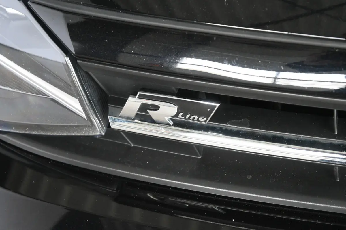 1.0 TSI R-Line Edition Airco Carplay Cruise Control Rijklaarprijs! Inruil Mogelijk!