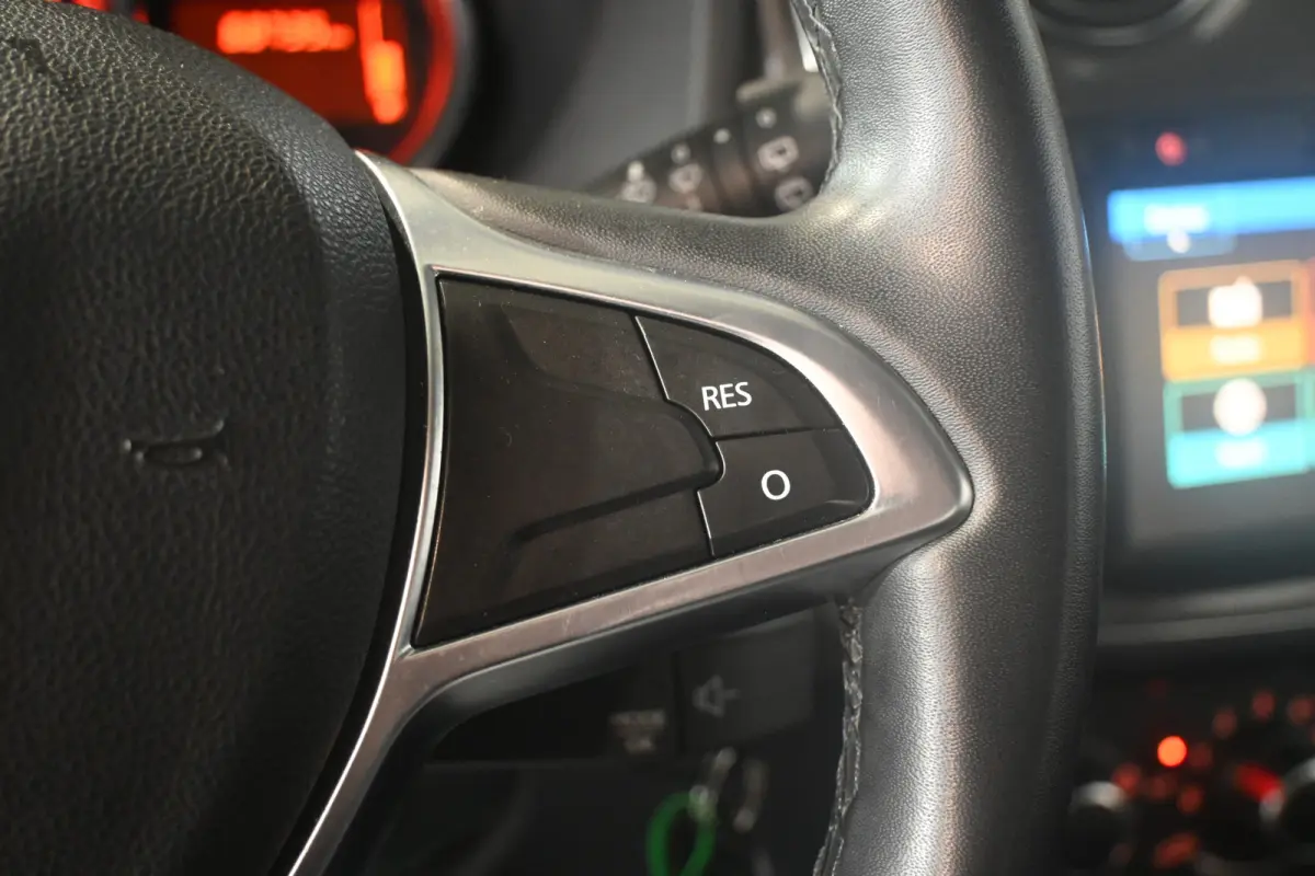 0.9 TCe Tech Road Airco Navigatie Trekhaak Goed Onderhouden! Inruil Mogelijk!