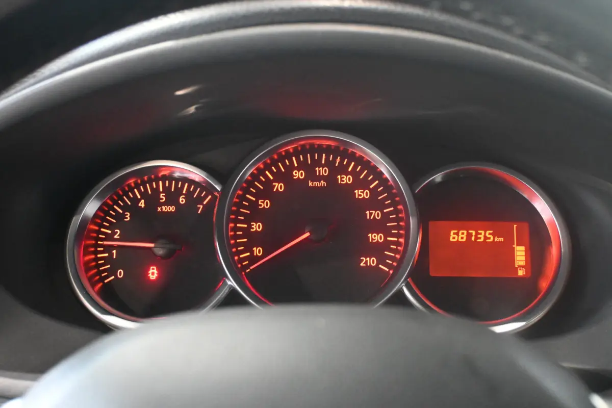 0.9 TCe Tech Road Airco Navigatie Trekhaak Goed Onderhouden! Inruil Mogelijk!