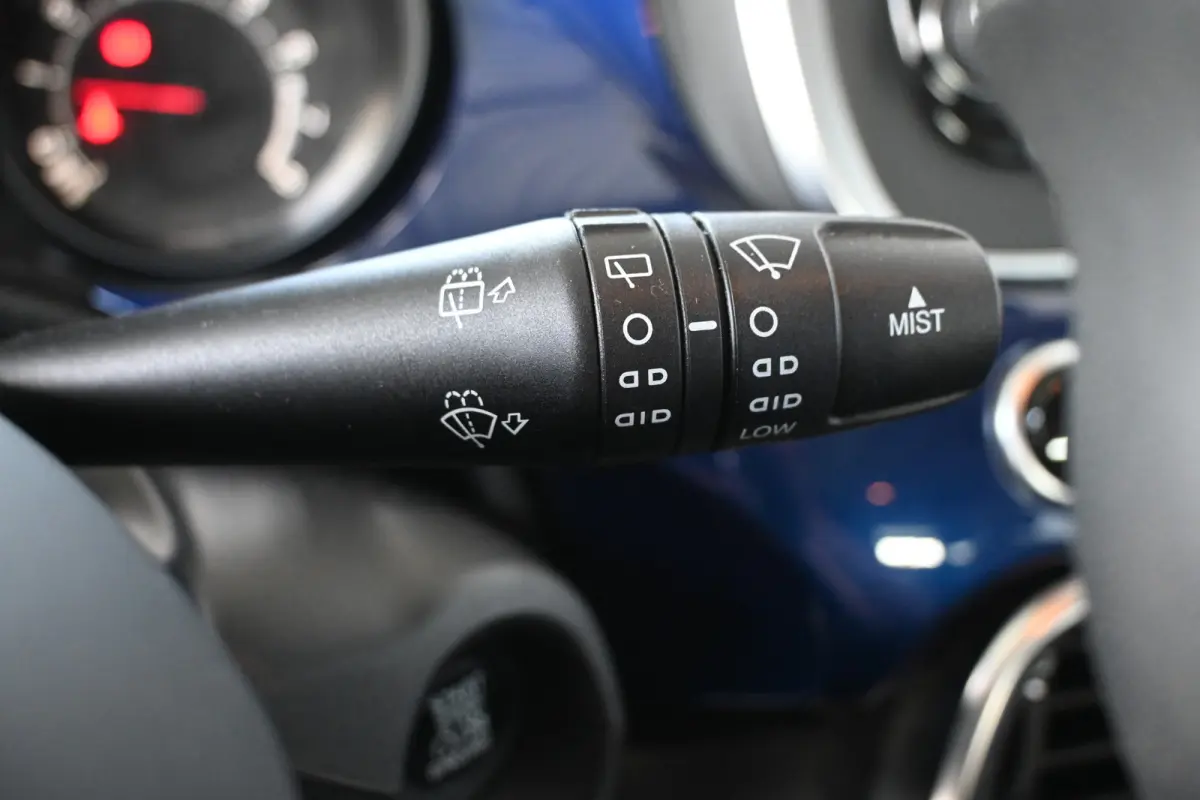 1.6 PopStar Clima Cruise control Navigatie Trekhaak 100% Onderhouden Inruil Mogelijk!