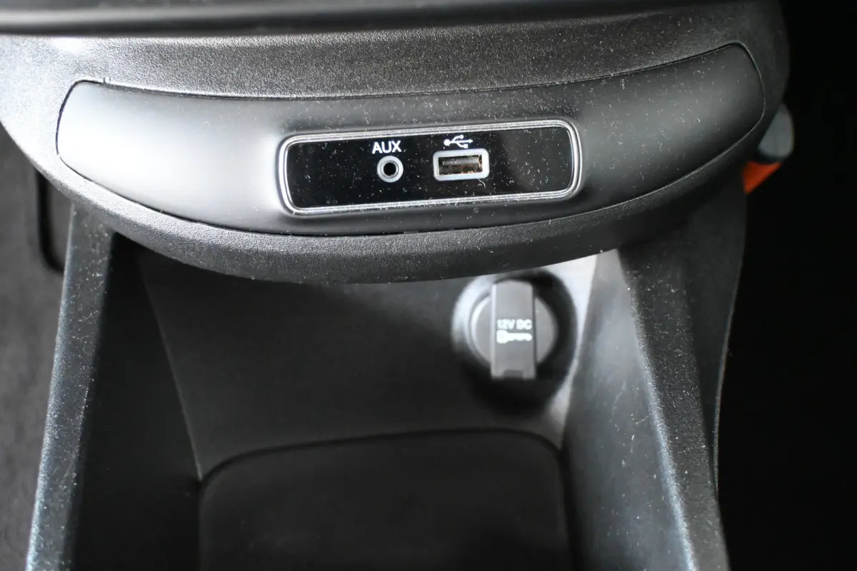 1.6 PopStar Clima Cruise control Navigatie Trekhaak 100% Onderhouden Inruil Mogelijk!