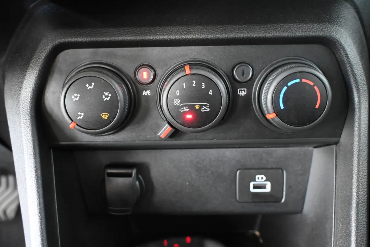1.0 TCe 90 Comfort Automaat Airco Cruise Pdc Navigatie 1e Eigenaar Inruil Mogelijk!