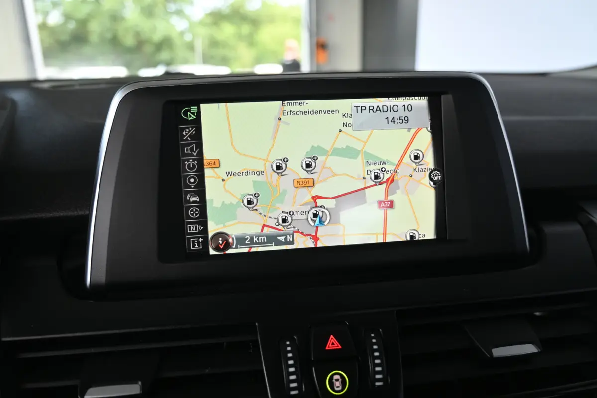 218i Automaat Centennial Executive Navigatie LED Rijklaarprijs! Inruil Mogelijk!