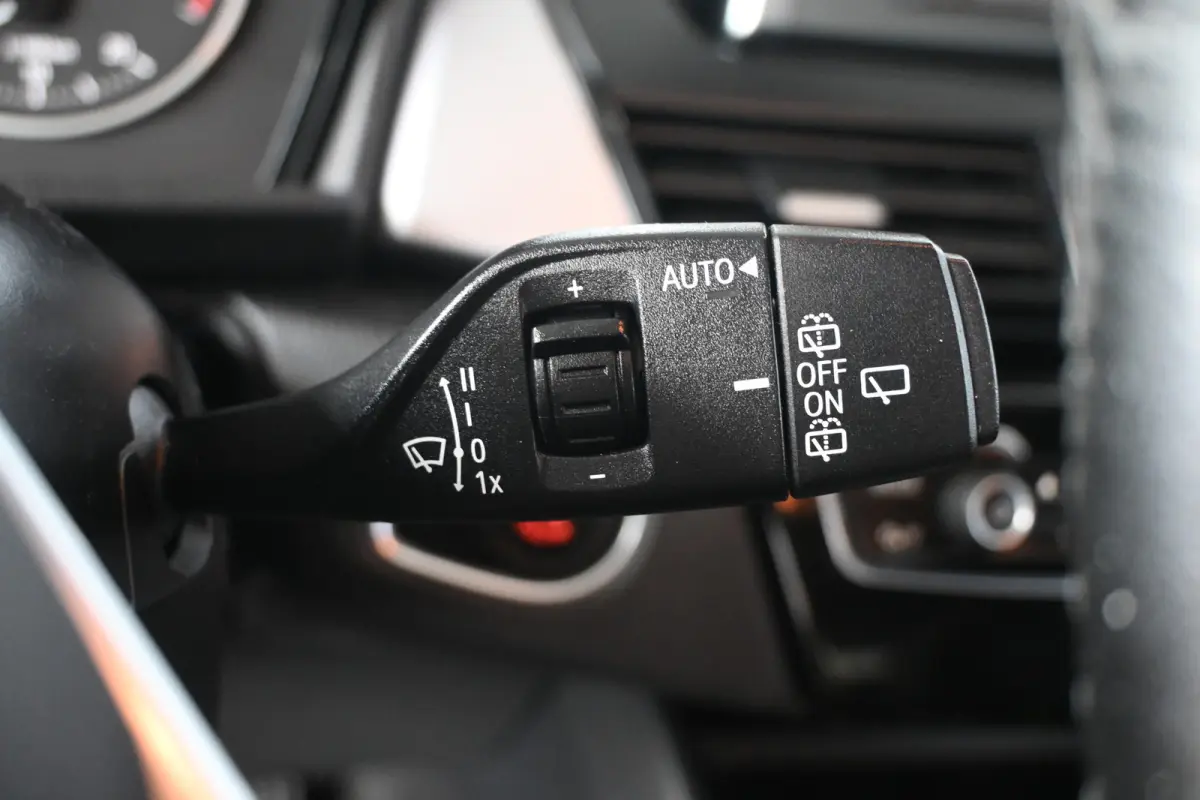 218i Automaat Centennial Executive Navigatie LED Rijklaarprijs! Inruil Mogelijk!