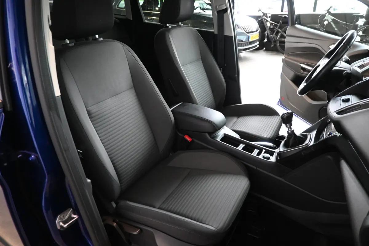 1.0 Titanium Nap! Clima PDC Cruise Navigatie CarPlay 1e Eigenaar! Inruil Mogelijk!
