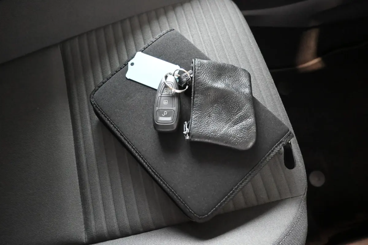 1.0 Titanium Nap! Clima PDC Cruise Navigatie CarPlay 1e Eigenaar! Inruil Mogelijk!