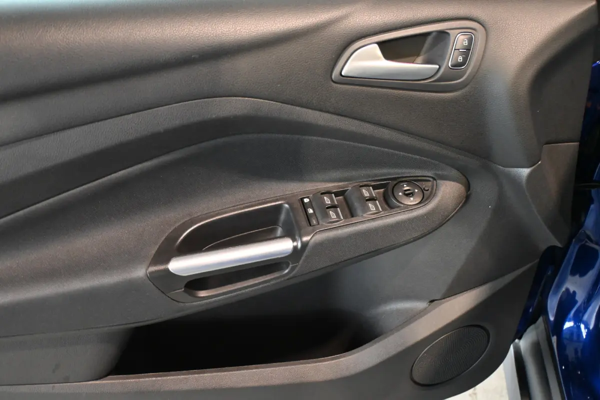 1.0 Titanium Nap! Clima PDC Cruise Navigatie CarPlay 1e Eigenaar! Inruil Mogelijk!