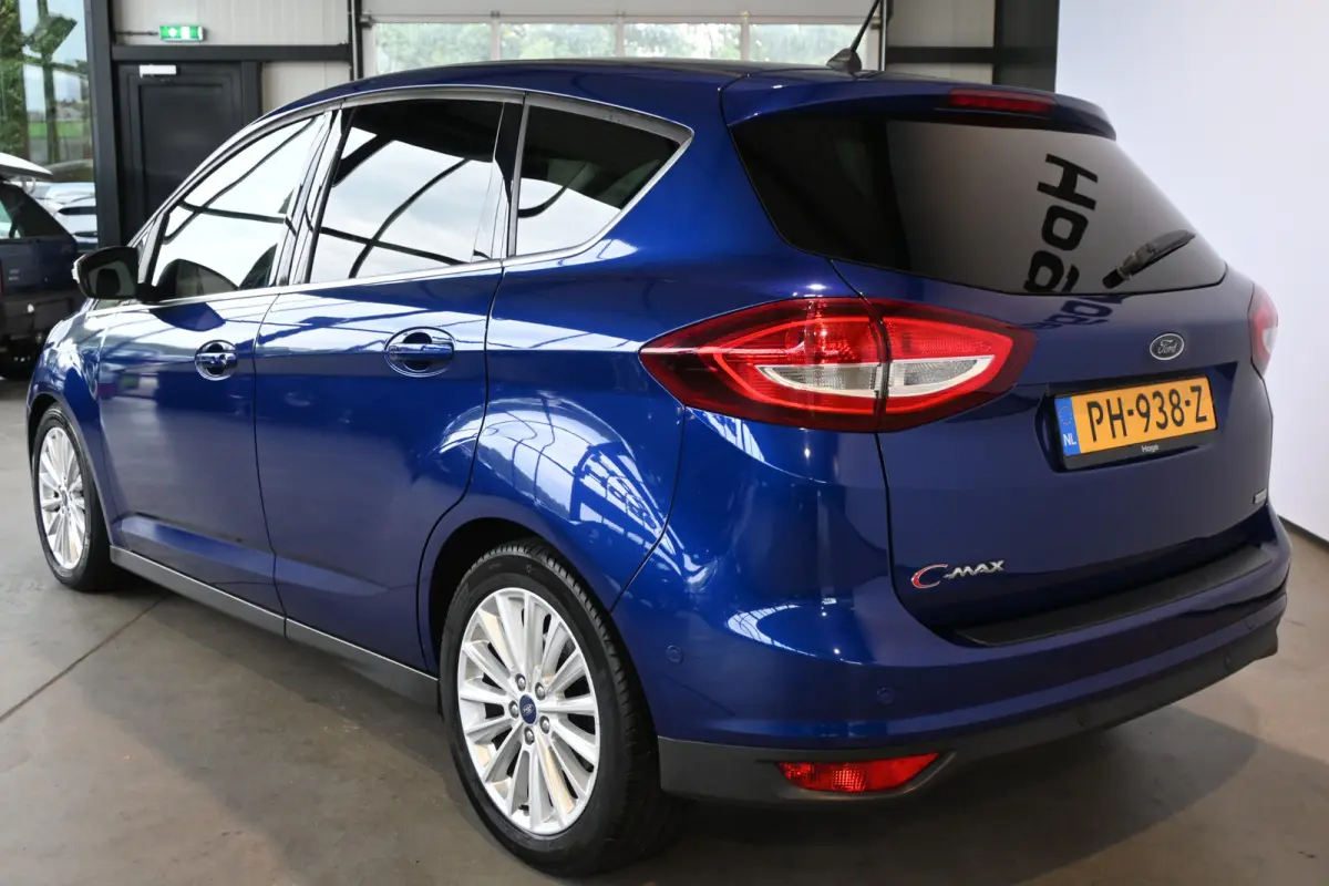 1.0 Titanium Nap! Clima PDC Cruise Navigatie CarPlay 1e Eigenaar! Inruil Mogelijk!