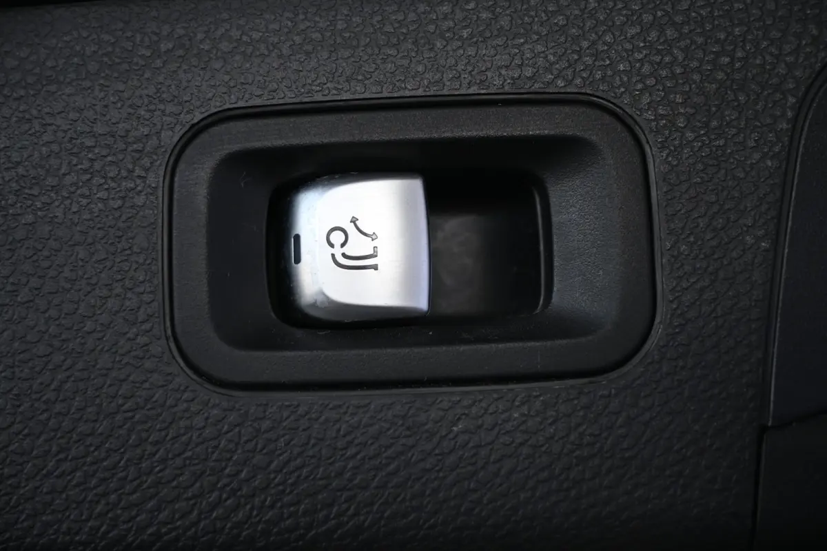 350e 4MATIC Business Solution Automaat Navigatie Stoelverwarming Trekhaak Rijklaaprijs! Inruil Mogelijk!