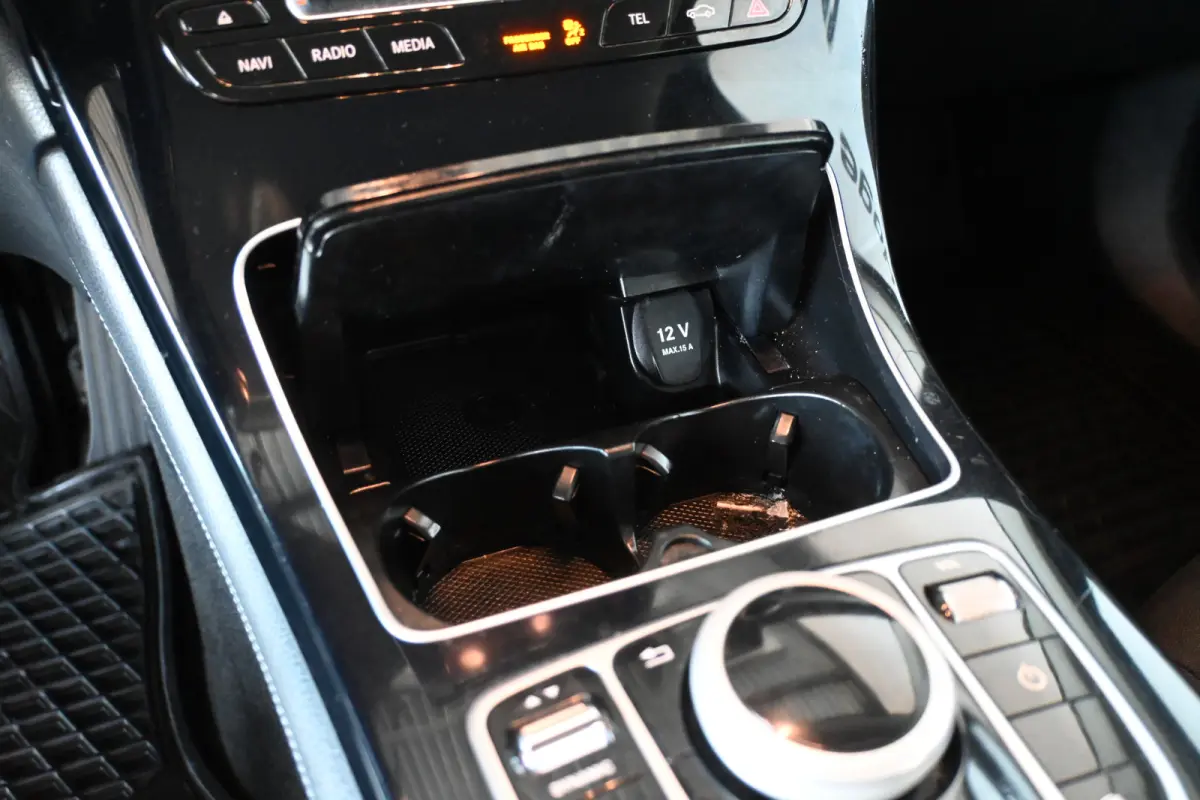 350e 4MATIC Business Solution Automaat Navigatie Stoelverwarming Trekhaak Rijklaaprijs! Inruil Mogelijk!