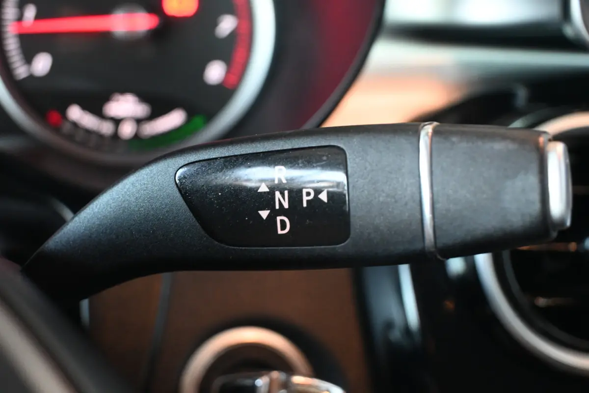 350e 4MATIC Business Solution Automaat Navigatie Stoelverwarming Trekhaak Rijklaaprijs! Inruil Mogelijk!