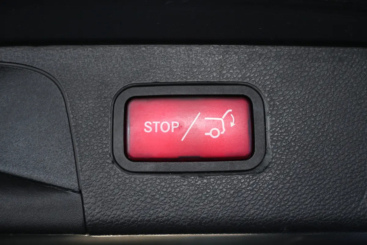 350e 4MATIC Business Solution Automaat Navigatie Stoelverwarming Trekhaak Rijklaaprijs! Inruil Mogelijk!