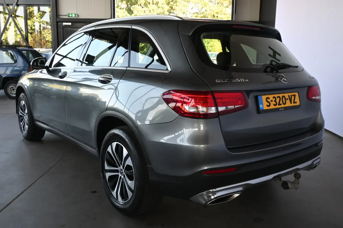 350e 4MATIC Business Solution Automaat Navigatie Stoelverwarming Trekhaak Rijklaaprijs! Inruil Mogelijk!