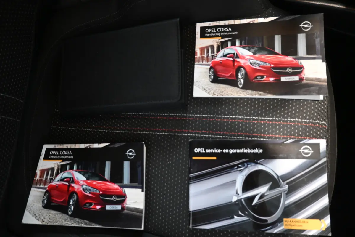 1.0 Turbo Color Edition Nap Airco Cruise Pdc Lichtmetaal 1e Eigenaar 100% Onderhouden! Inruil Mogelijk!