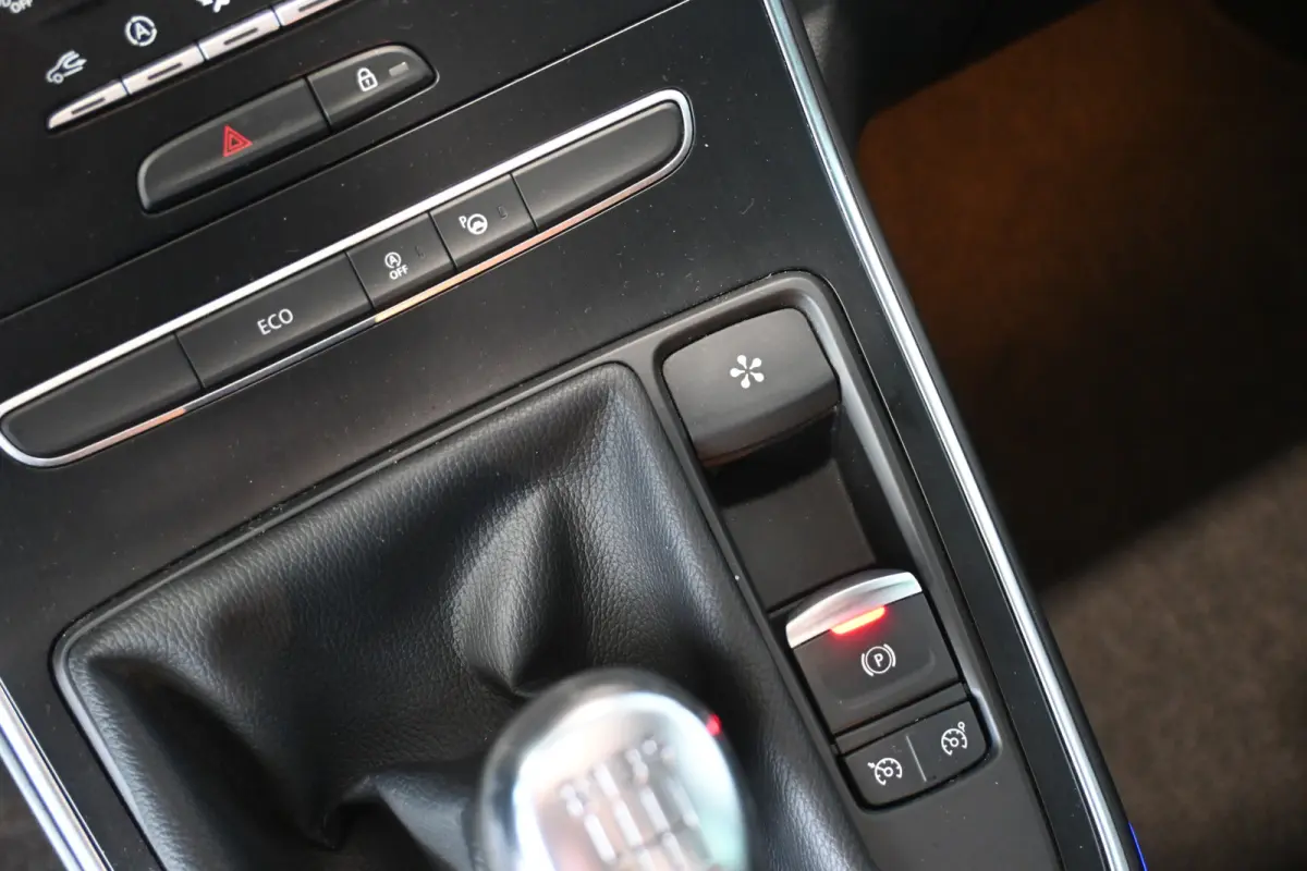 1.2 TCe Intens Clima Navigatie Cruise Control LED Rijklaarprijs! Inruil Mogelijk!