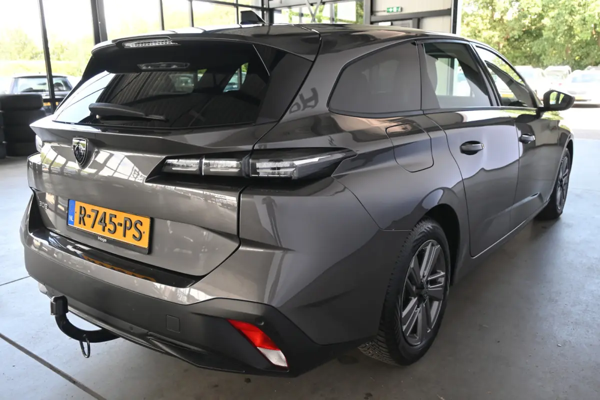 1.5 BlueHDi Active Pack Business Clima Virtual Carplay Trekhaak Rijklaarprijs! Inruil Mogelijk!