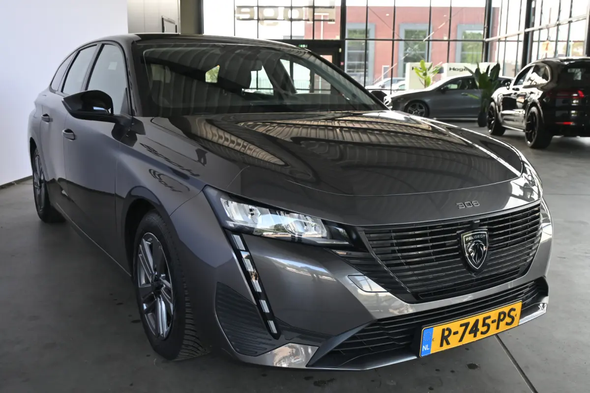 1.5 BlueHDi Active Pack Business Clima Virtual Carplay Trekhaak Rijklaarprijs! Inruil Mogelijk!