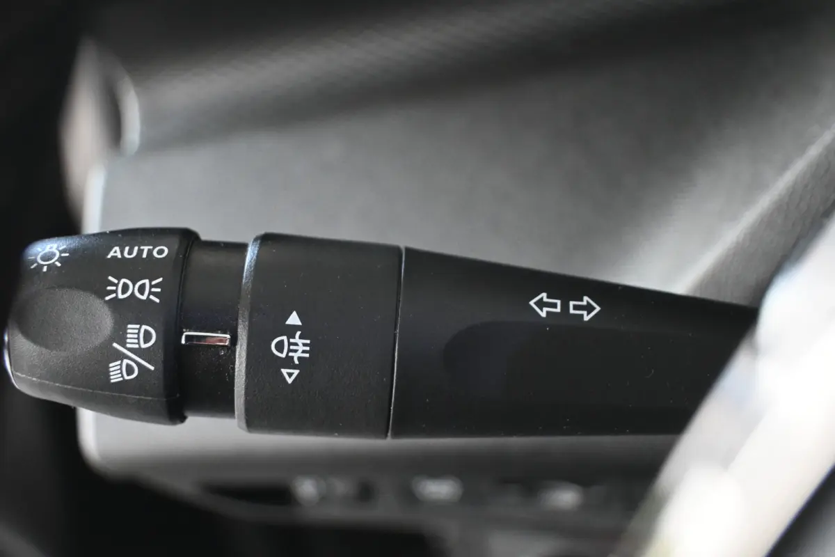 1.5 BlueHDi Active Pack Business Clima Virtual Carplay Trekhaak Rijklaarprijs! Inruil Mogelijk!