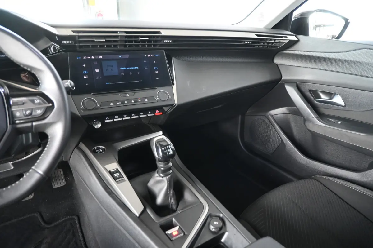 1.5 BlueHDi Active Pack Business Clima Virtual Carplay Trekhaak Rijklaarprijs! Inruil Mogelijk!