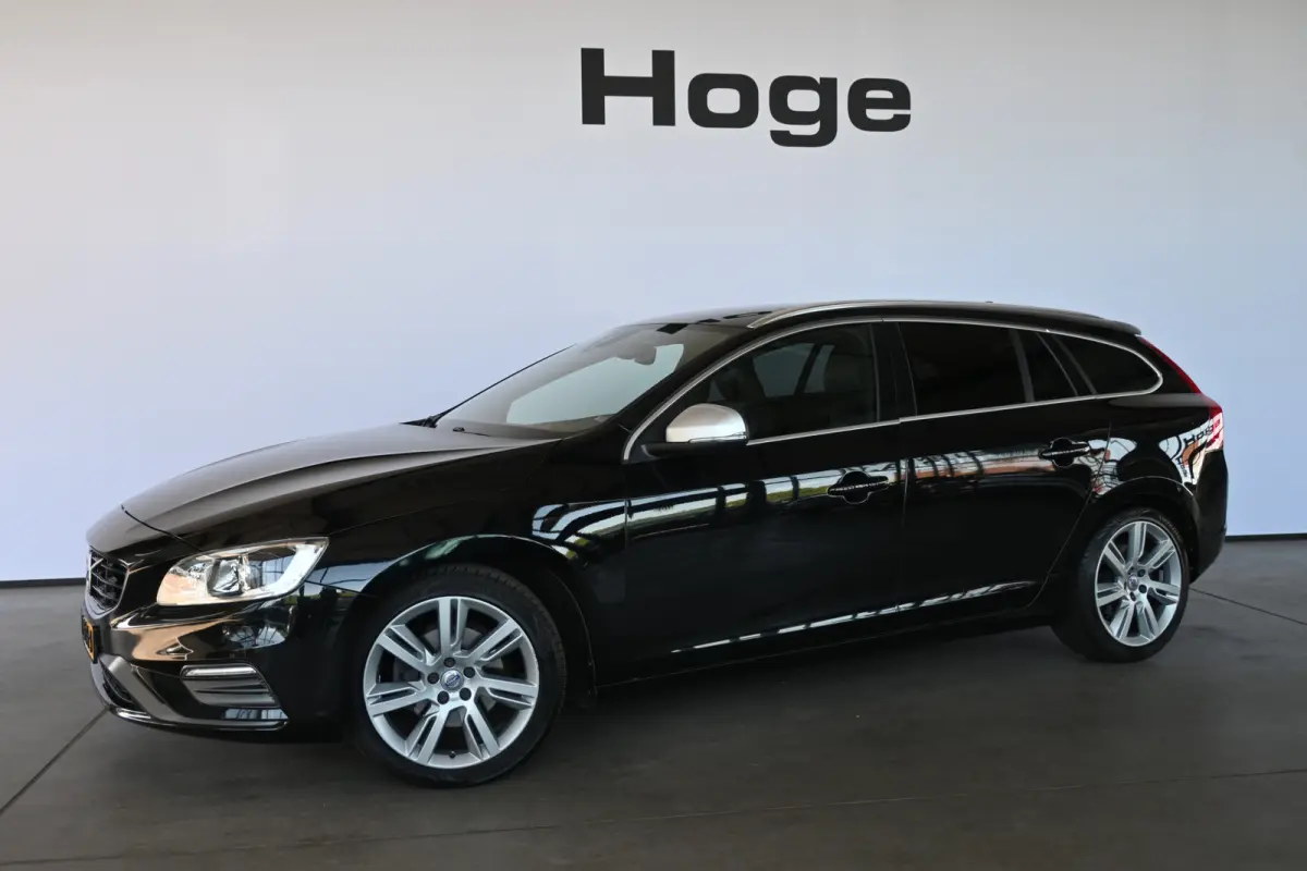 2.0 D3 Nordic R-Design Automaat Clima Trekhaak Navigatie Cruise control Inruil Mogelijk!