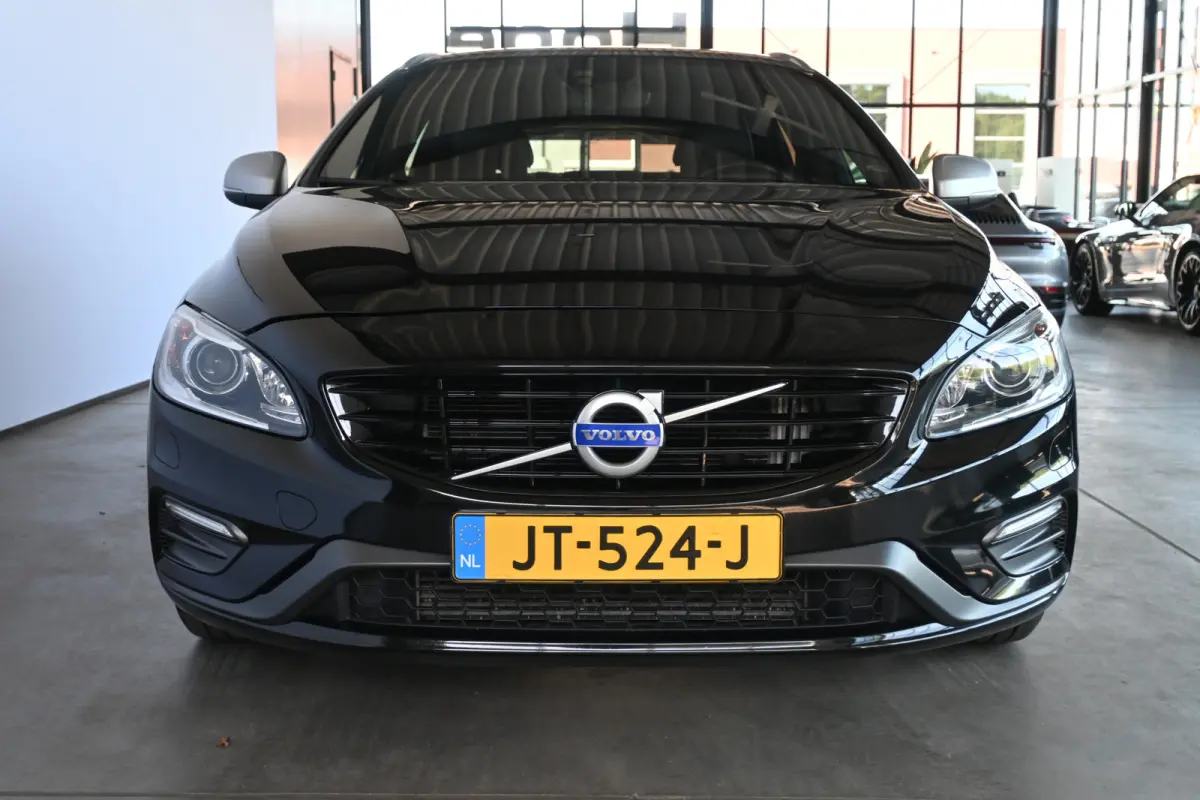 2.0 D3 Nordic R-Design Automaat Clima Trekhaak Navigatie Cruise control Inruil Mogelijk!