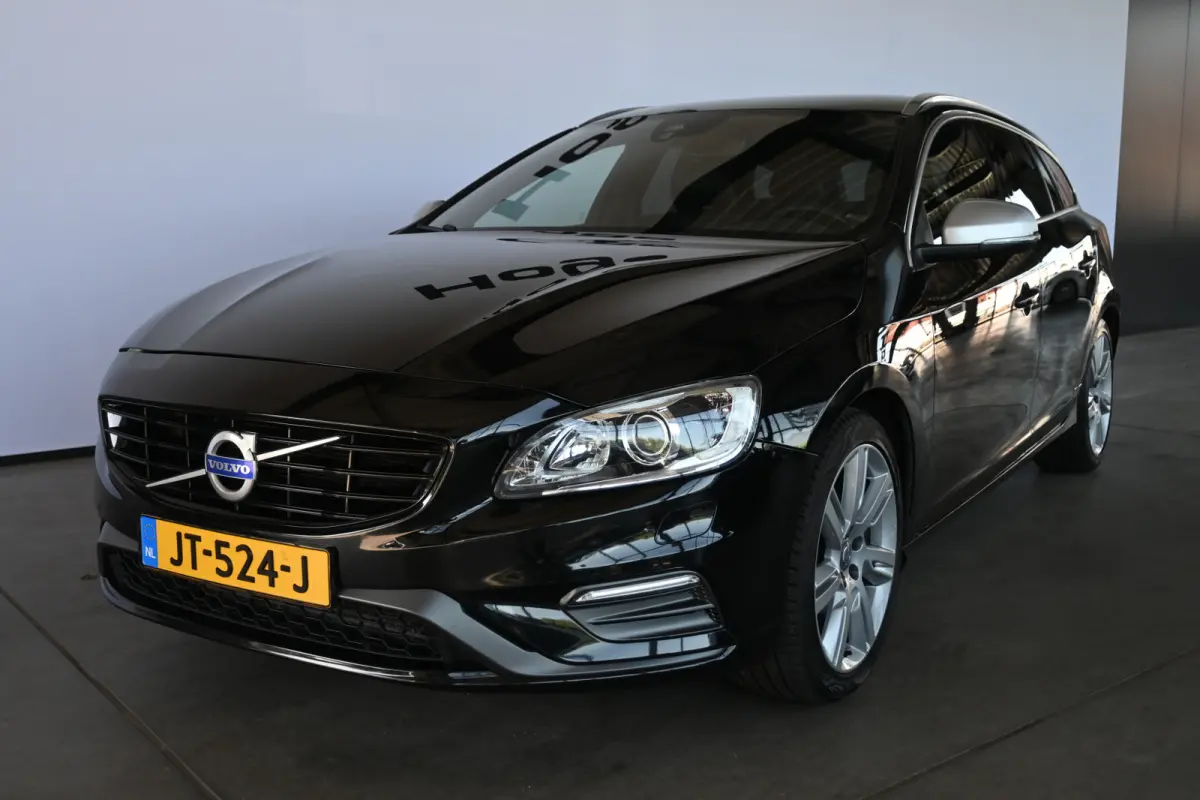 2.0 D3 Nordic R-Design Automaat Clima Trekhaak Navigatie Cruise control Inruil Mogelijk!