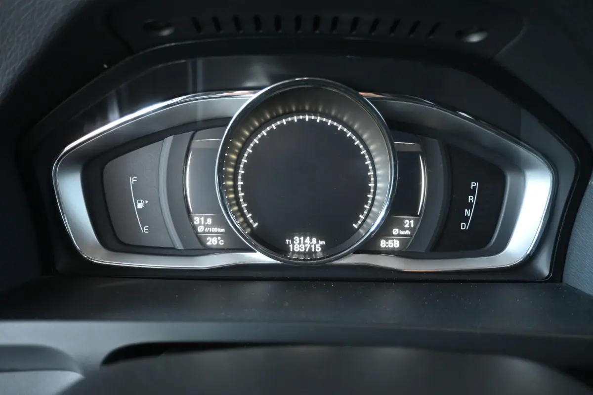 2.0 D3 Nordic R-Design Automaat Clima Trekhaak Navigatie Cruise control Inruil Mogelijk!