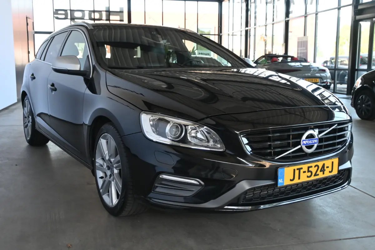 2.0 D3 Nordic R-Design Automaat Clima Trekhaak Navigatie Cruise control Inruil Mogelijk!