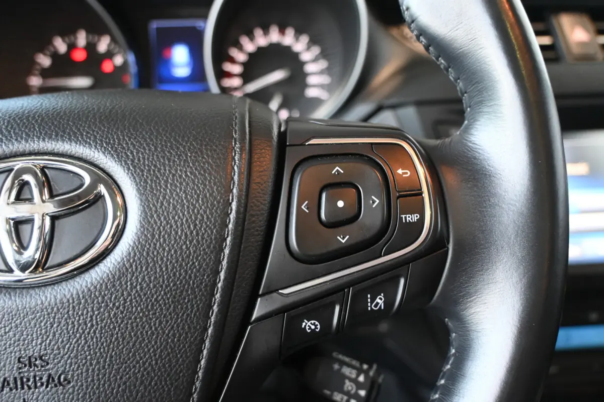 1.8 VVT-i SkyView Limited Clima Navigatie Cruise Panoramadak Lane Assist Camera 100% Dealer Onderhouden! Inruil Mogelijk!