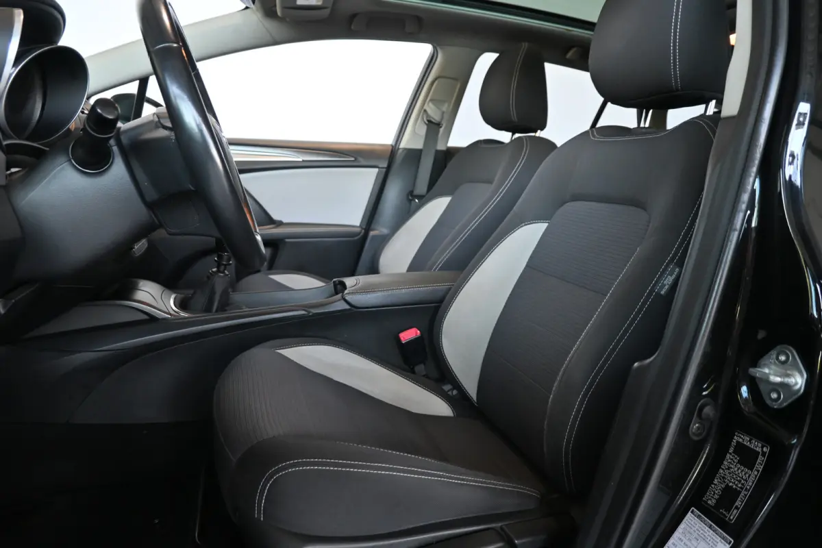 1.8 VVT-i SkyView Limited Clima Navigatie Cruise Panoramadak Lane Assist Camera 100% Dealer Onderhouden! Inruil Mogelijk!