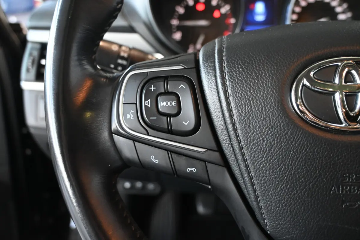 1.8 VVT-i SkyView Limited Clima Navigatie Cruise Panoramadak Lane Assist Camera 100% Dealer Onderhouden! Inruil Mogelijk!