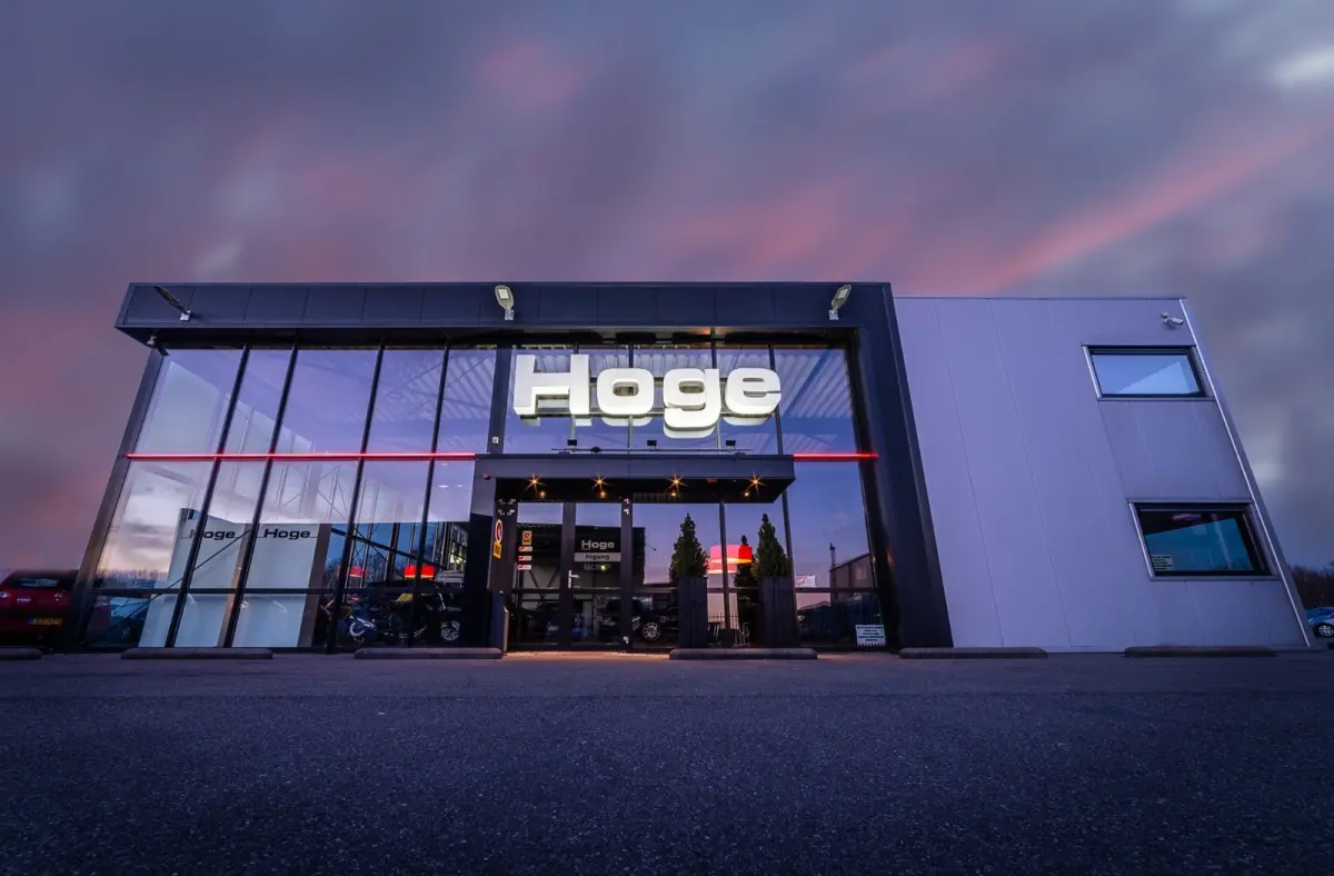 2.0 B4 R-Design Clima Navigatie Carplay 1e Eigenaar Stoel/Stoelverwarming Virtual Goed Onderhouden! Inruil Mogelijk!