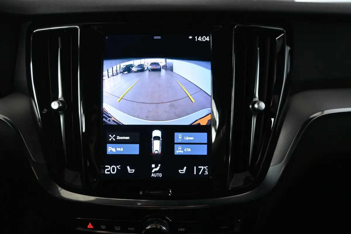 2.0 B4 R-Design Clima Navigatie Carplay 1e Eigenaar Stoel/Stoelverwarming Virtual Goed Onderhouden! Inruil Mogelijk!