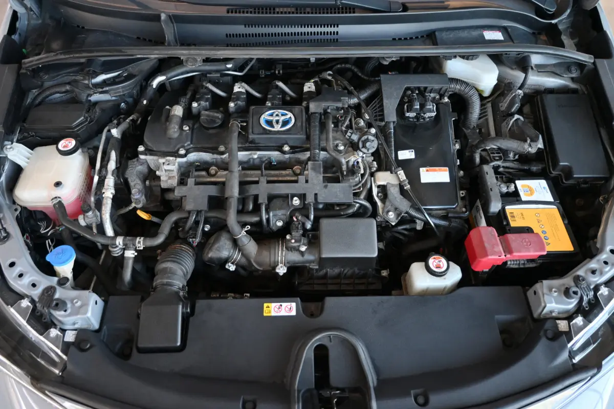 1.8 Hybrid First Edition Nap Clima Cruise Lane Assist Led Navigatie 1e Eigenaar! 100% Onderhouden! Inruil Mogelijk!