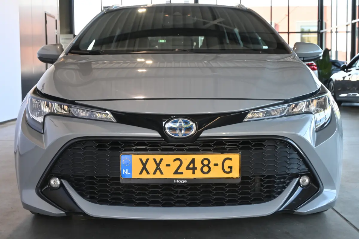 1.8 Hybrid First Edition Nap Clima Cruise Lane Assist Led Navigatie 1e Eigenaar! 100% Onderhouden! Inruil Mogelijk!