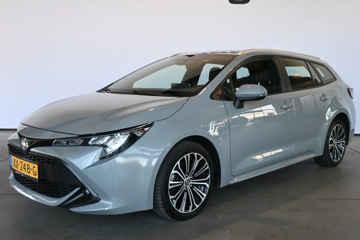 1.8 Hybrid First Edition Nap Clima Cruise Lane Assist Led Navigatie 1e Eigenaar! 100% Onderhouden! Inruil Mogelijk!