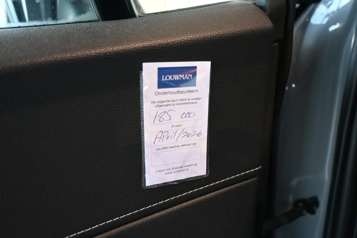 1.8 Hybrid First Edition Nap Clima Cruise Lane Assist Led Navigatie 1e Eigenaar! 100% Onderhouden! Inruil Mogelijk!
