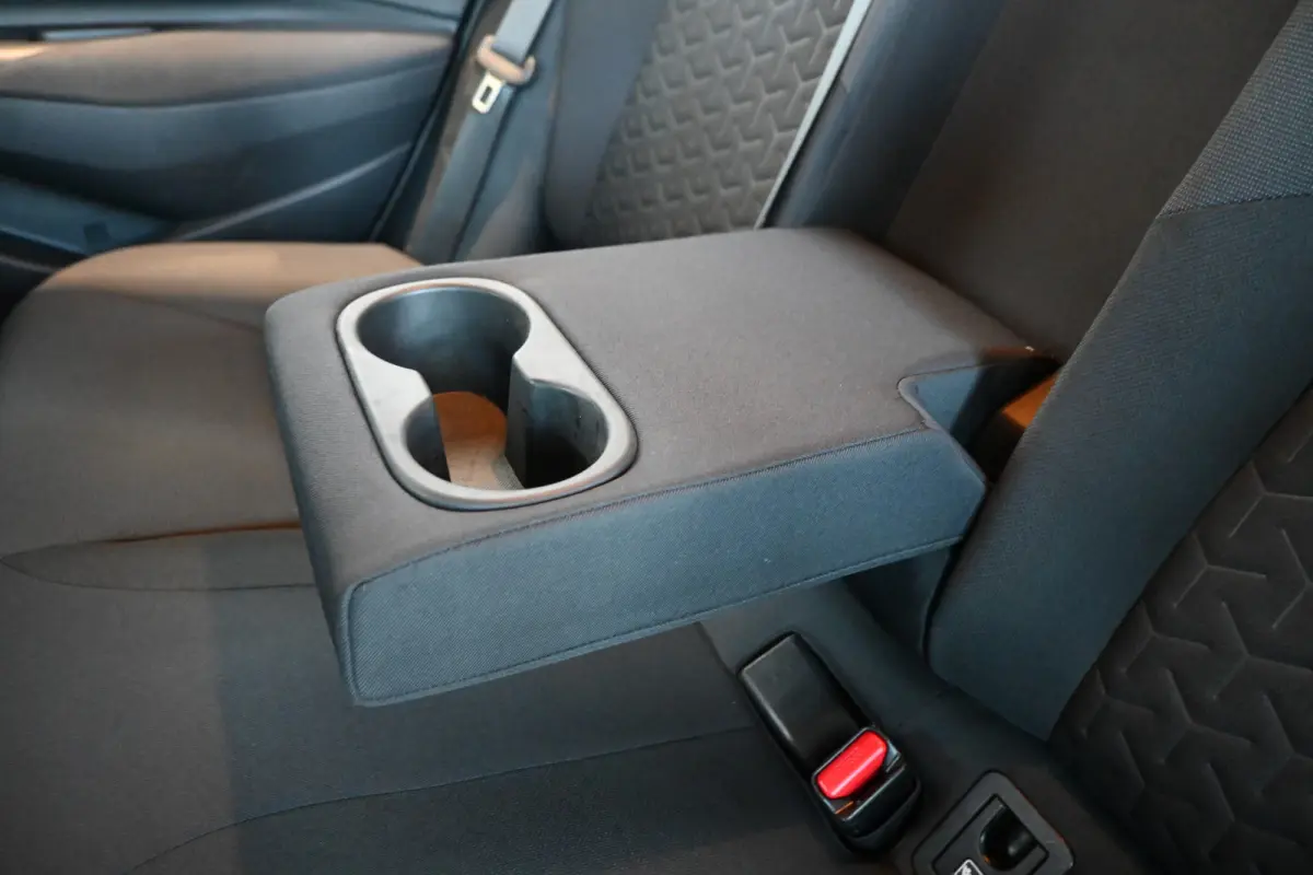 1.8 Hybrid First Edition Nap Clima Cruise Lane Assist Led Navigatie 1e Eigenaar! 100% Onderhouden! Inruil Mogelijk!