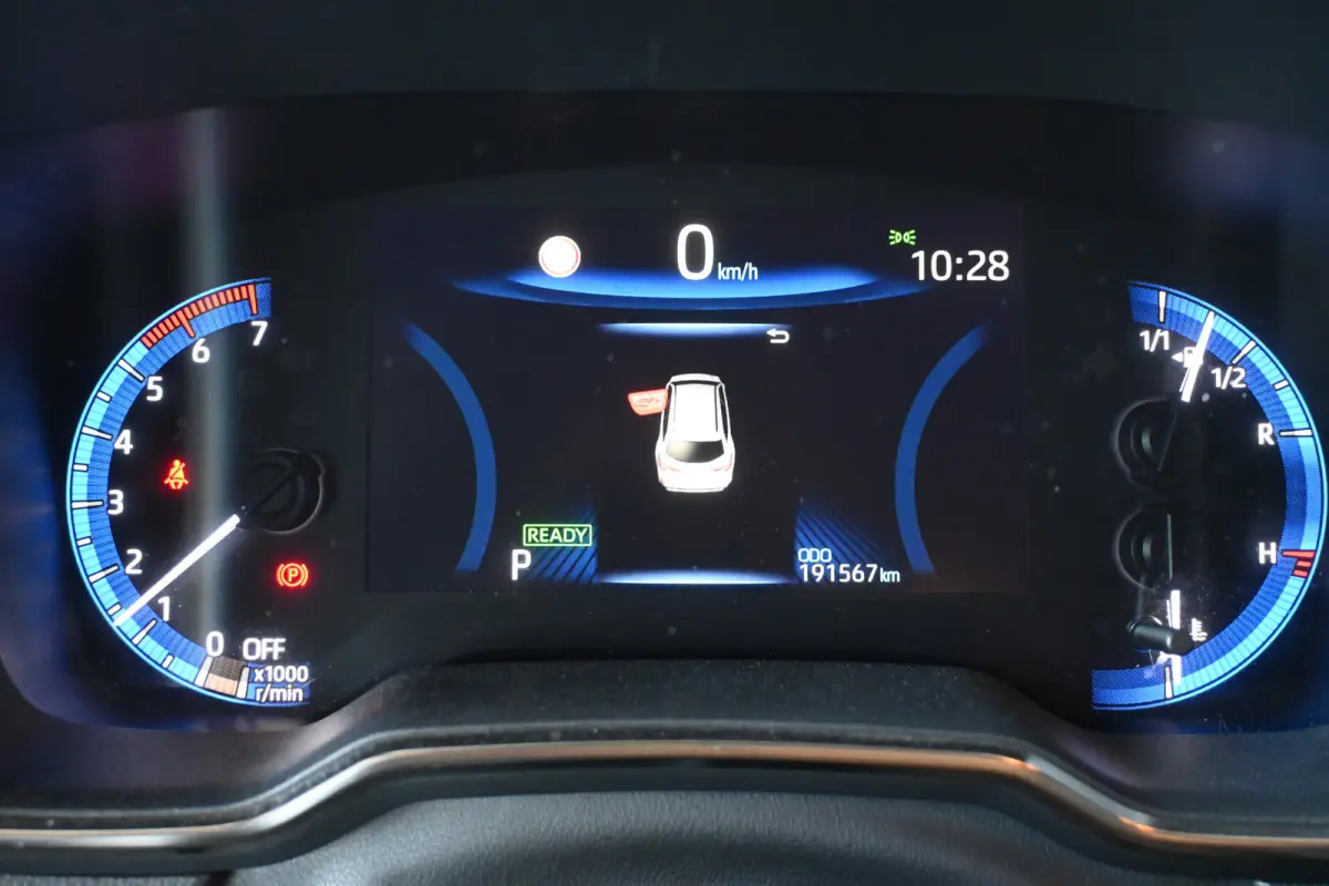 1.8 Hybrid First Edition Nap Clima Cruise Lane Assist Led Navigatie 1e Eigenaar! 100% Onderhouden! Inruil Mogelijk!