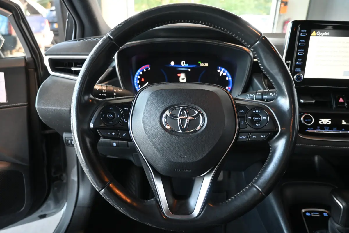 1.8 Hybrid First Edition Nap Clima Cruise Lane Assist Led Navigatie 1e Eigenaar! 100% Onderhouden! Inruil Mogelijk!