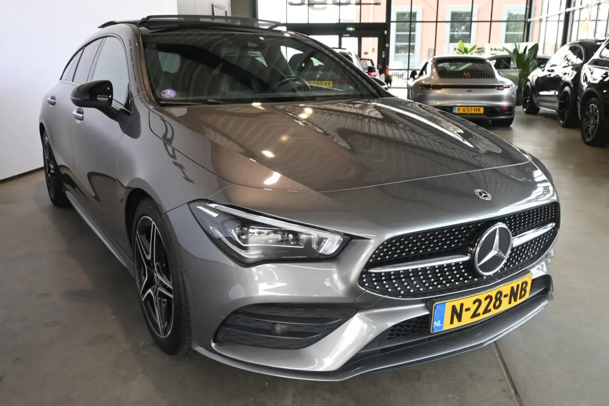 180 Automaat Business Solution AMG Clima Panoramadak Widescreen Sfeer LED Rijklaarprijs! Inruil Mogelijk!