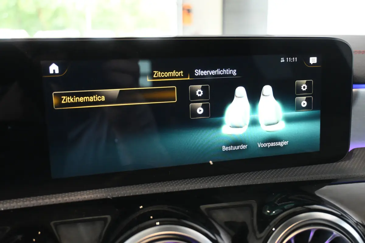 180 Automaat Business Solution AMG Clima Panoramadak Widescreen Sfeer LED Rijklaarprijs! Inruil Mogelijk!