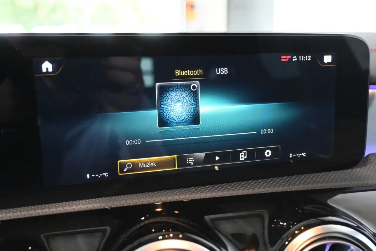 180 Automaat Business Solution AMG Clima Panoramadak Widescreen Sfeer LED Rijklaarprijs! Inruil Mogelijk!