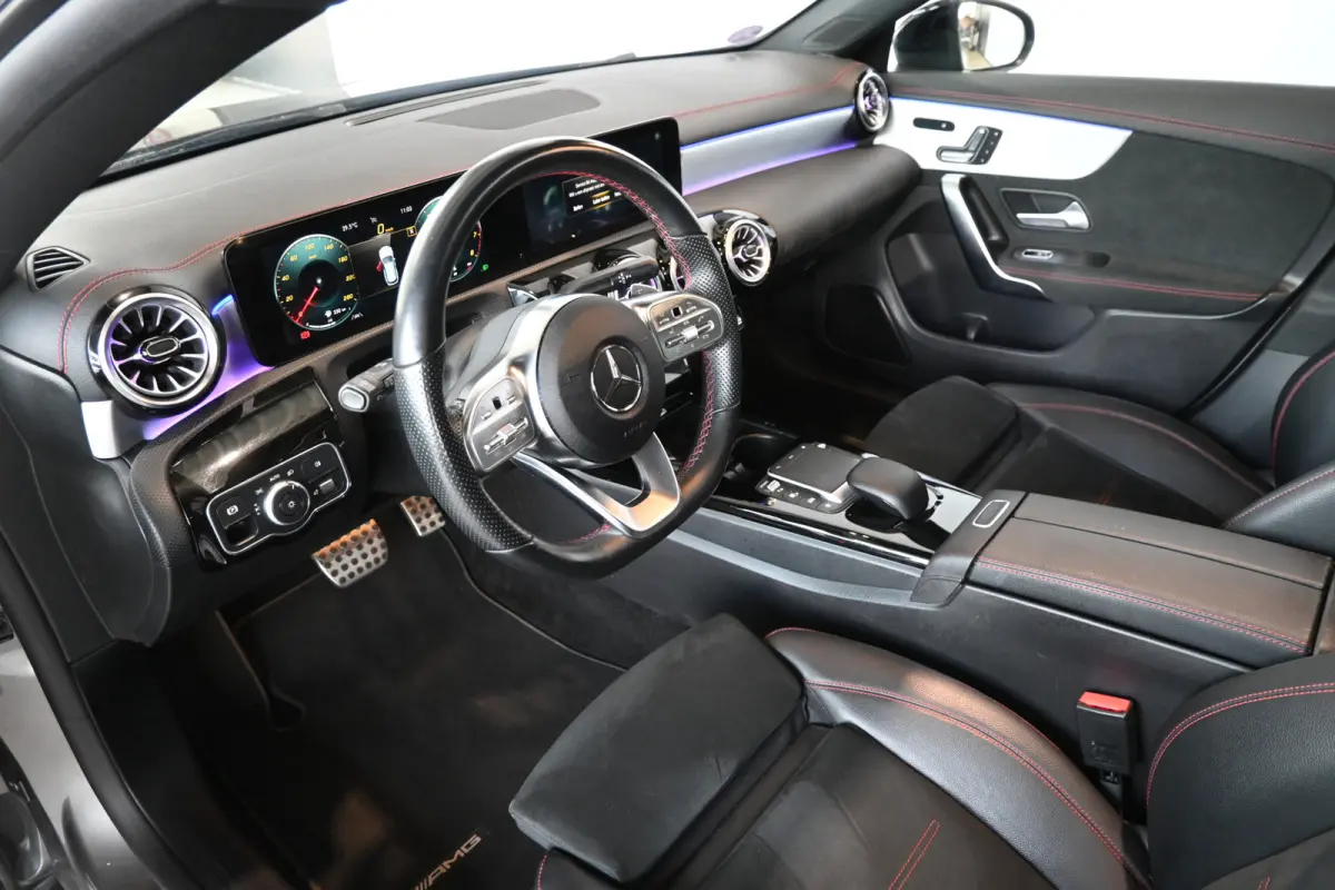 180 Automaat Business Solution AMG Clima Panoramadak Widescreen Sfeer LED Rijklaarprijs! Inruil Mogelijk!