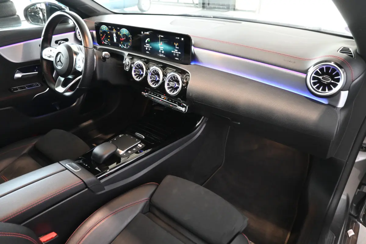 180 Automaat Business Solution AMG Clima Panoramadak Widescreen Sfeer LED Rijklaarprijs! Inruil Mogelijk!